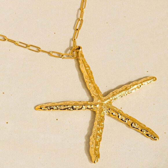 Suki 18K Gold Statement Star Necklace - Picture 3 of 5